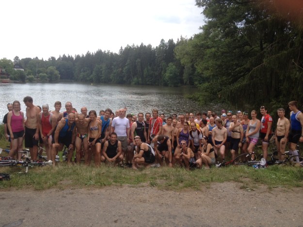 Společná fotka před startem. Hezká tradice :)