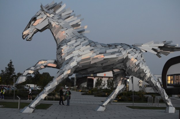 Impozantní uvítání do areálu Elements Resort... :)