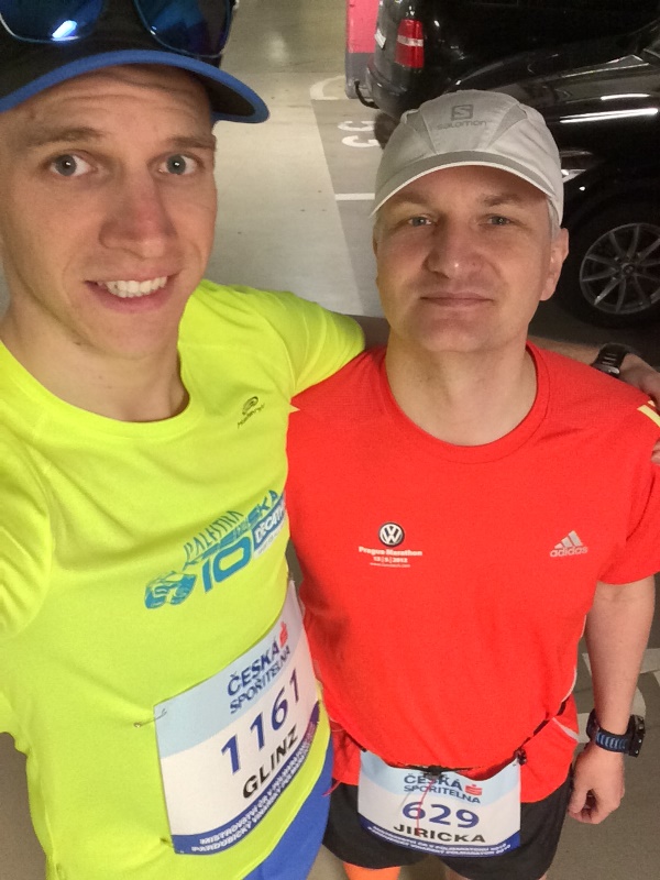 Čerství, svěží, usměvaví, krásní, ambiciózní, plní nadšení a elánu jít si pro osobák!