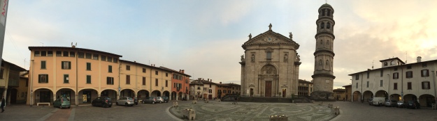 Náměstí v městečku Urgnano